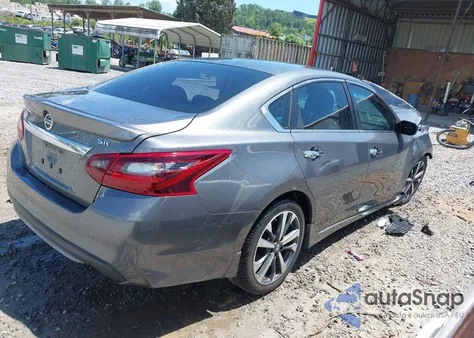 2017 Nissan Altima 2.5 Sr z USA, uszkodzony, nr VIN 1N4AL3AP7HC146131